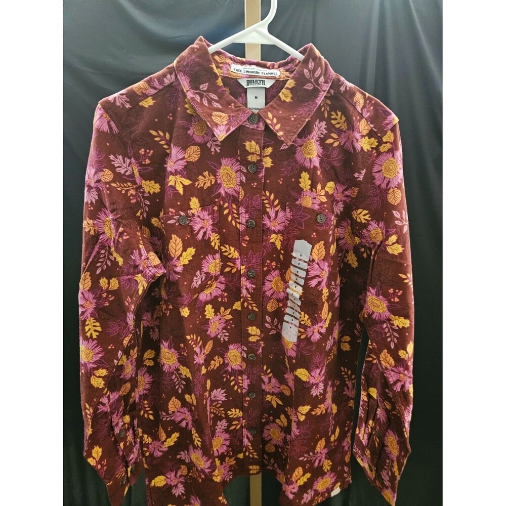 DULUTH TRADING COMPANY WOMEN'S SIZE M FREE SWINGIN FLANNEL SHIRT NWT - Picture 2 of 7